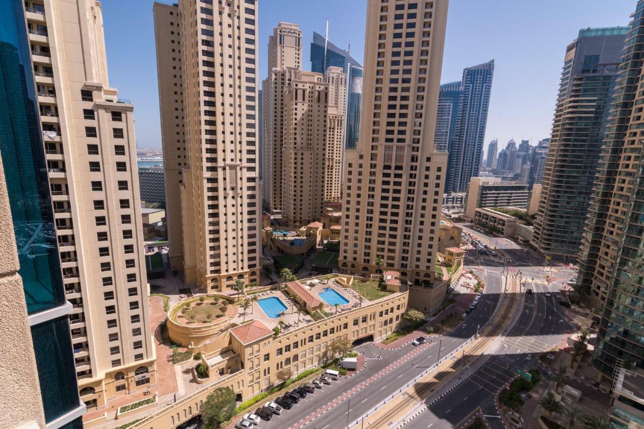 Holiday Homes Dubai Exterior photo